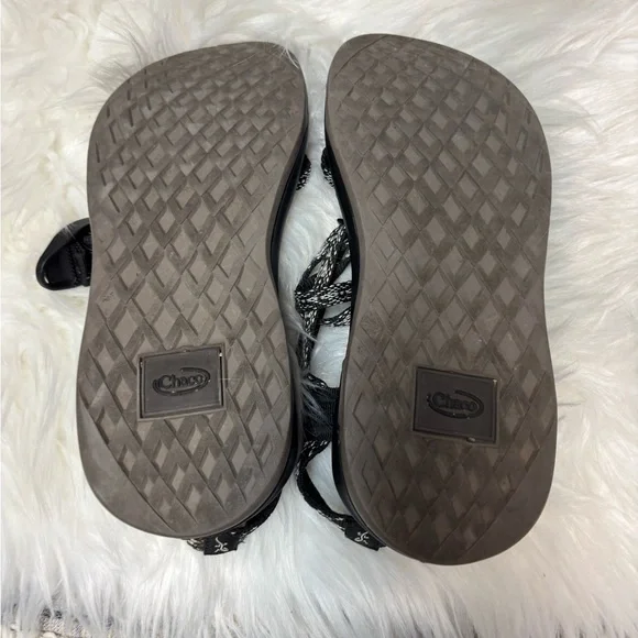 | Chaco | sandals. Size 6. - Picture 5 of 5